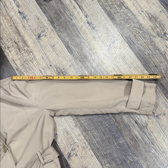 London Fog Light Tan Trench Coat - Picture 9 of 9